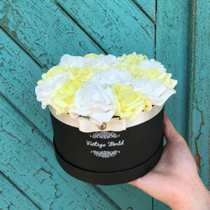 virágdoboz budapest rózsadoboz virágküldés