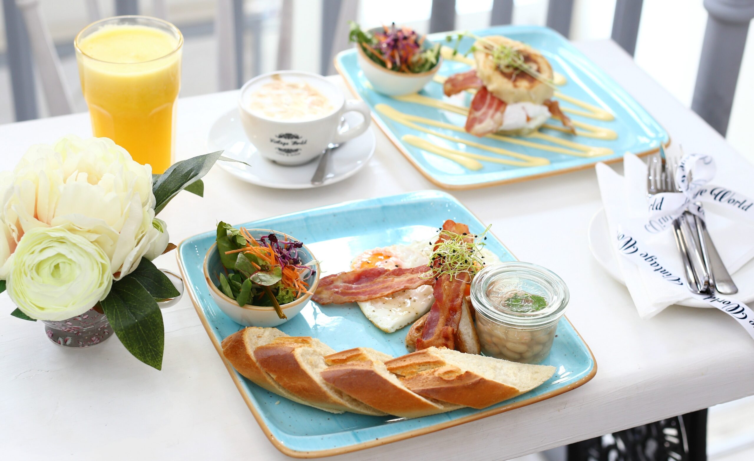 reggeli debrecen, brunch, debrecen, bagette, narancslé, virág, étterem, legjobb, étel, villás, magyar,