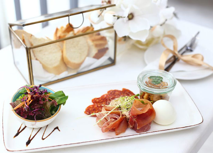 reggeli debrecen, waffle, gofri, belga, étterem, reggeli, brunch, nutella, tepertő, vintage world, legjobb, debrecen,