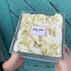 virágdoboz akril rózsadoboz virágküldés