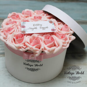 vintage rózsadoboz