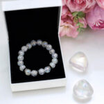 Nuriel angyalaura karkötő