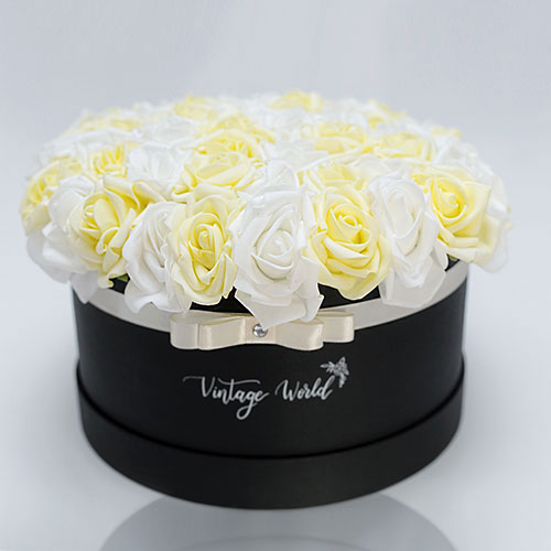 budapest_50a_viragdoboz virágküldés habrózsa budapest rózsadoboz