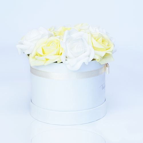 kassa_9_b_rozsadoboz virágküldés habrózsa kassa rózsadoboz