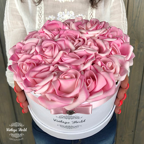 16 szalas new york virágdoboz rózsadoboz virágküldés