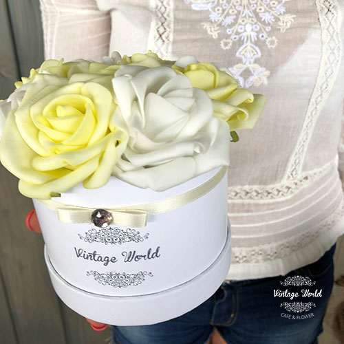 9 szalas kassa virágdoboz rózsadoboz virágküldés