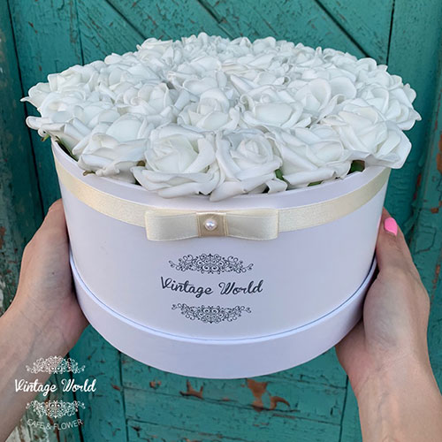 35 szalas london virágdoboz rózsadoboz virágküldés