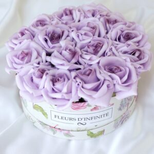 My Treasure - Handmade medium 16 pieces rose box