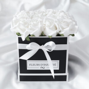 White Rose Garden - Handmade medium 16 rose box