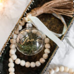 Karácsonyi díszgömb - átlátszó arany