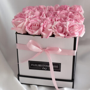 Blush surprise  - Handmade extra 20 pieces rose box