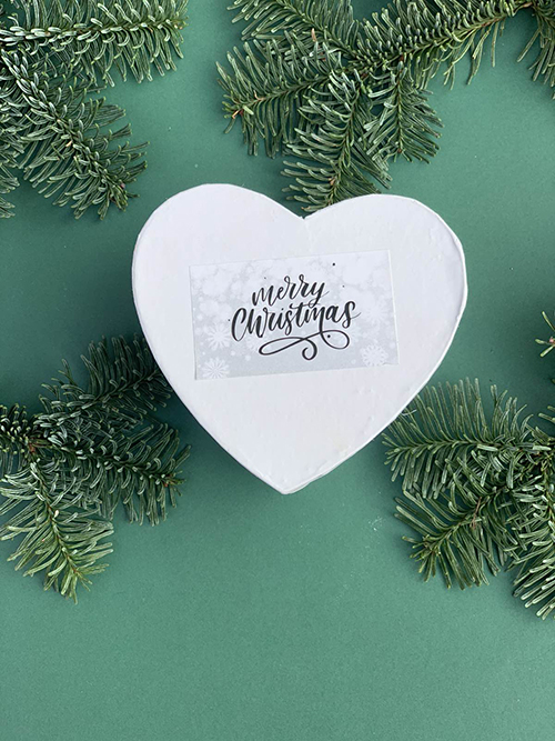 rapsberry lova diszdobozban