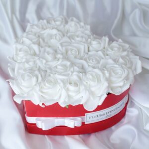 Szívem Titkai Szív alakú vörös rózsadoboz