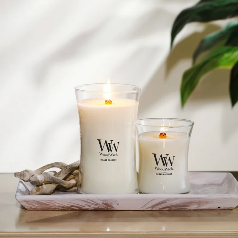 whiteteak2 Woodwick White Teak illatgyertya – ropogó kanóccal